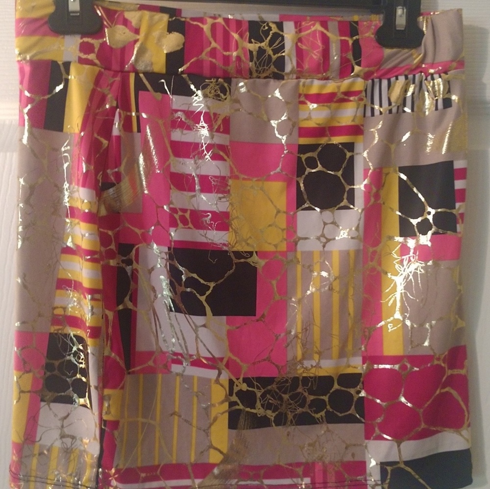URVANA! Skirt